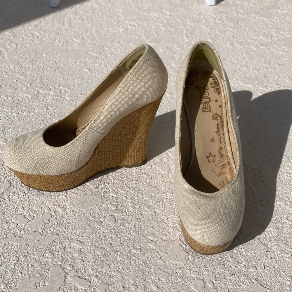 Cream Linen Wedges